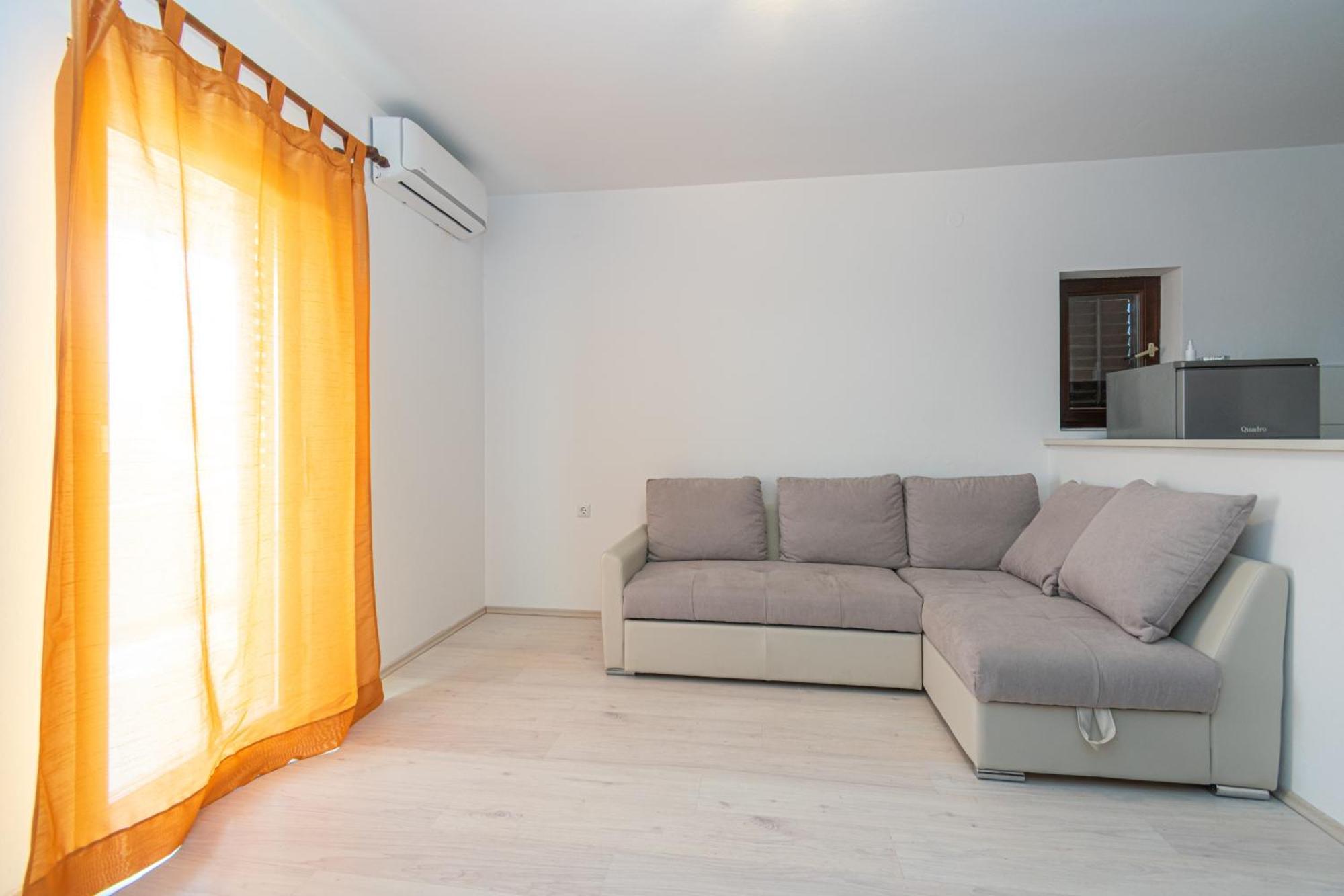 Apartments By The Sea Mandre, Pag - 3084 Kolan Room photo